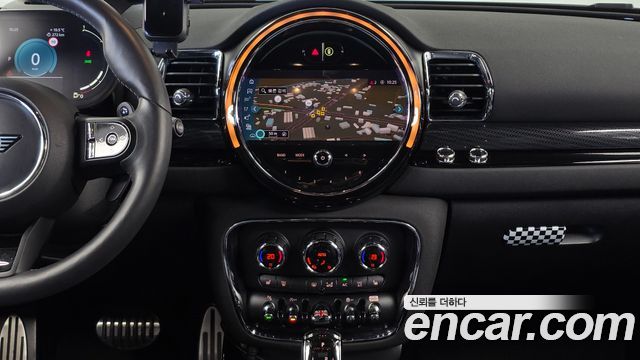 MINI Cooper S Clubman Shadow Edition 2nd 2022 — фото 18