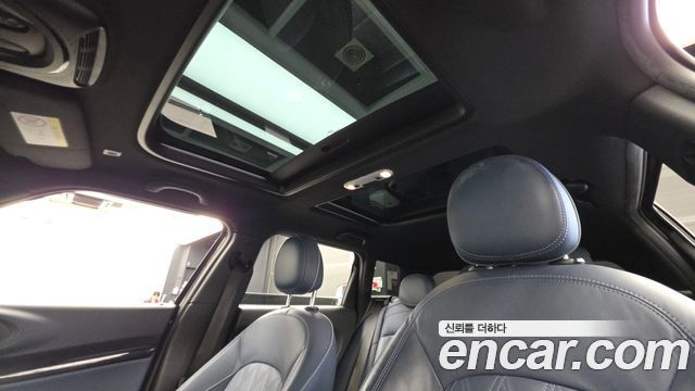 MINI Cooper S Clubman Shadow Edition 2nd 2022 — фото 23