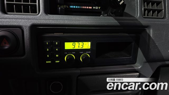 Chevrolet Damas 2-Seater Panel-Van DLX 2020 — фото 21