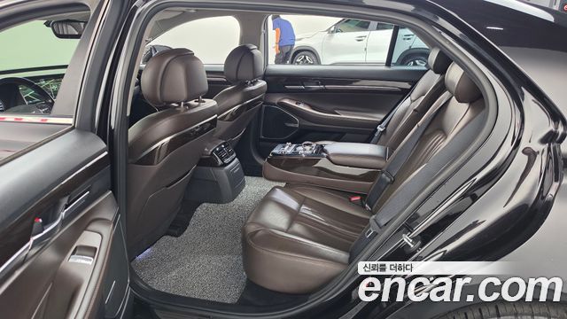 Genesis EQ900 3.8 GDI AWD Luxury 2018 — фото 11