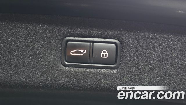 Genesis EQ900 3.8 GDI AWD Luxury 2018 — фото 15