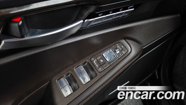Genesis EQ900 3.8 GDI AWD Luxury 2018 — фото 28