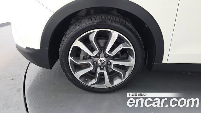 KG Mobility (SsangYong) Tivoli VX 2WD 2016 — фото 5