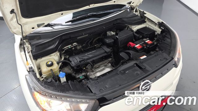 KG Mobility (SsangYong) Tivoli VX 2WD 2016 — фото 6