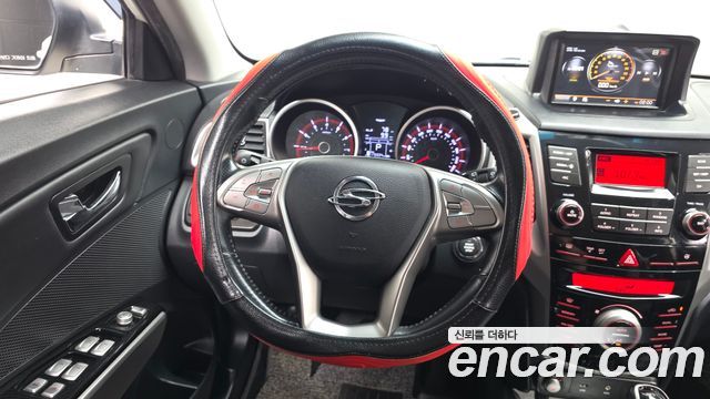 KG Mobility (SsangYong) Tivoli VX 2WD 2016 — фото 13