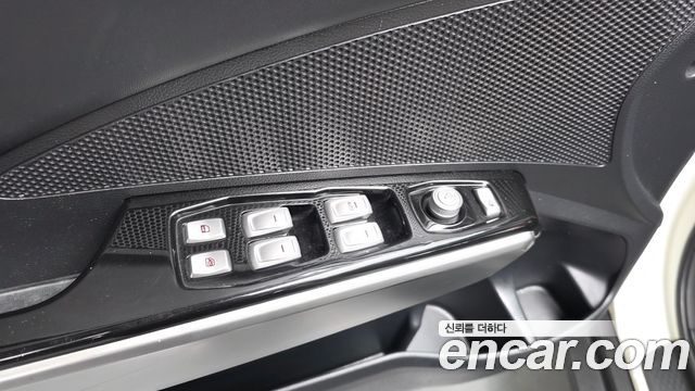 KG Mobility (SsangYong) Tivoli VX 2WD 2016 — фото 28