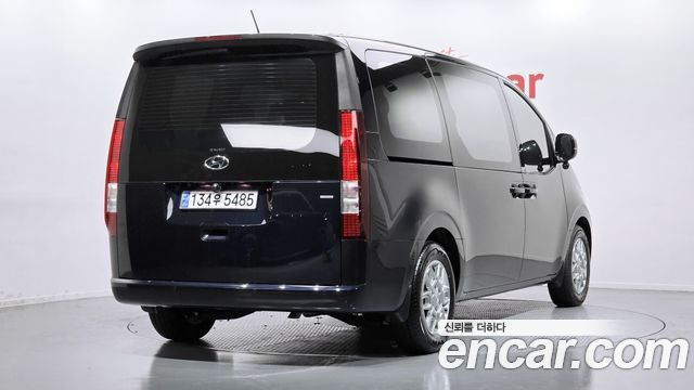 Hyundai Staria 4WD Tourer 9-Seater Modern 2024 — фото 2