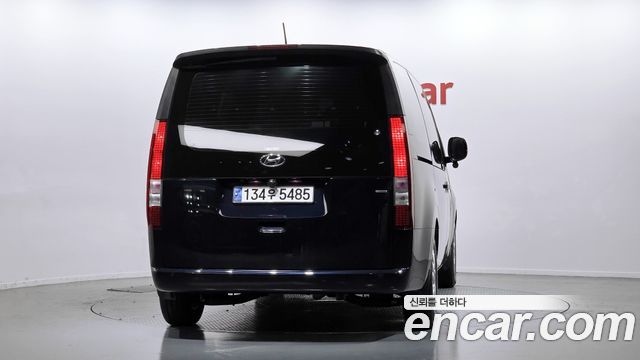Hyundai Staria 4WD Tourer 9-Seater Modern 2024 — фото 4