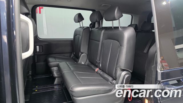Hyundai Staria 4WD Tourer 9-Seater Modern 2024 — фото 12