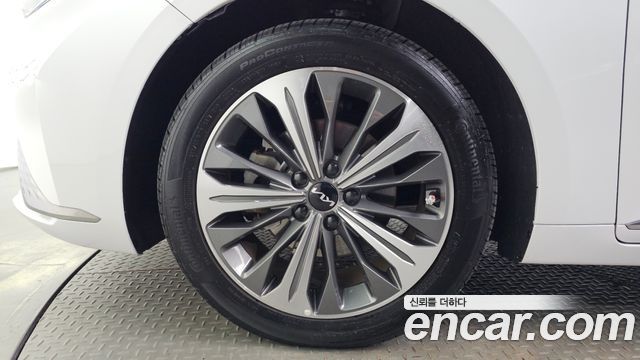 Kia K8 Hybrid Signature 2022 — фото 5