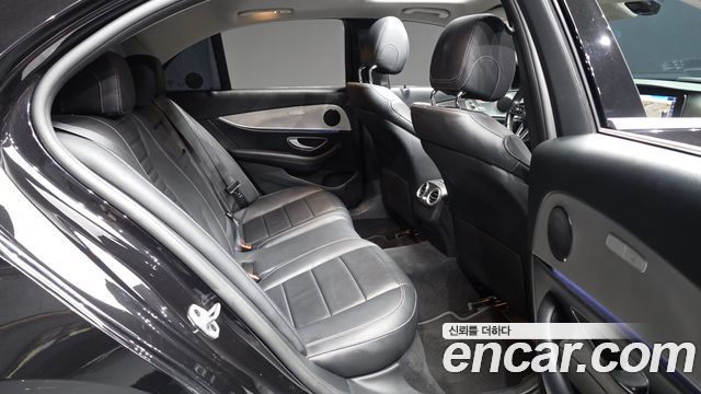 Mercedes-Benz E-Class (W213) E300 Avantgarde 2019 — фото 12