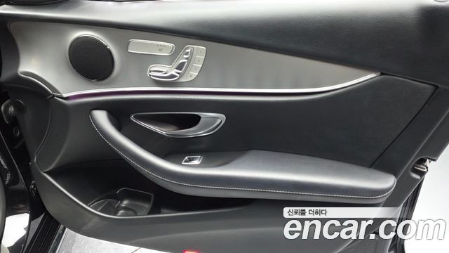 Mercedes-Benz E-Class (W213) E300 Avantgarde 2019 — фото 24
