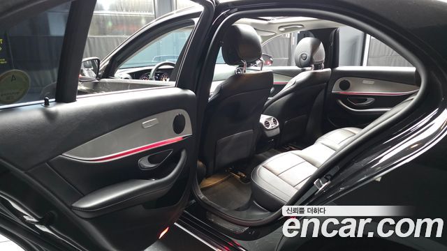 Mercedes-Benz E-Class (W213) E300 Avantgarde 2019 — фото 26