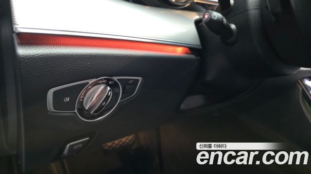 Mercedes-Benz E-Class (W213) E300 Avantgarde 2019 — фото 28