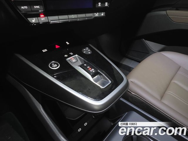 Audi Q4 e-tron (F4) 45 Premium 2025 — фото 9