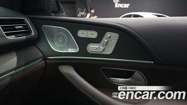 Mercedes-Benz GLS-Class (X167) GLS580 4MATIC 2021 — фото 35