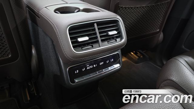 Mercedes-Benz GLS-Class (X167) GLS580 4MATIC 2021 — фото 41