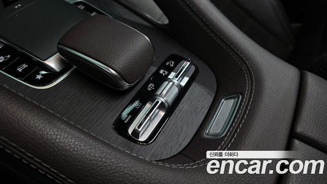 Mercedes-Benz GLS-Class (X167) GLS580 4MATIC 2021 — фото 46