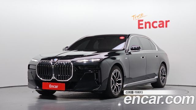 BMW 7 Series (G70) 740d xDrive M Sport