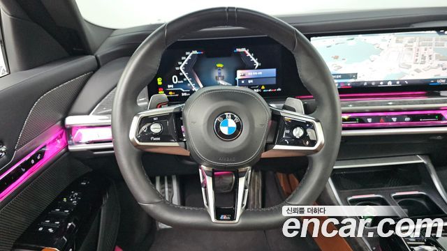 BMW 7 Series (G70) 740d xDrive M Sport 2024 — фото 13