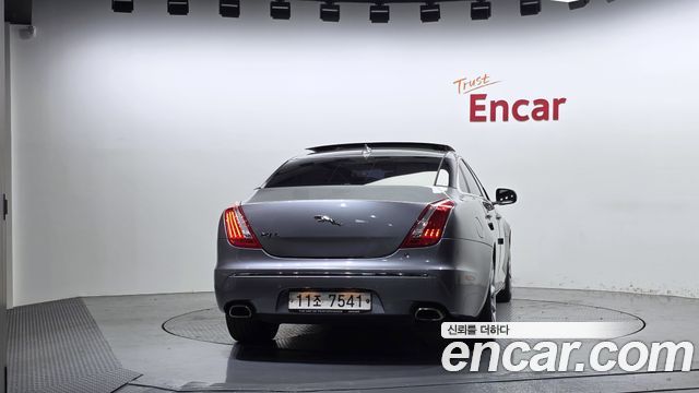 Jaguar XJ 3.0D Premium Luxury LWB X351 2015 — фото 4