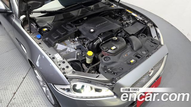 Jaguar XJ 3.0D Premium Luxury LWB X351 2015 — фото 6