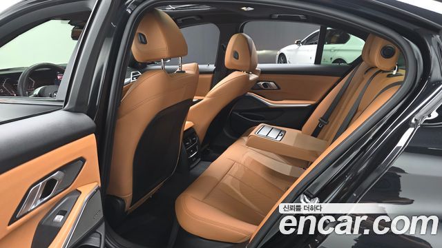 BMW 3 Series (G20) 320i M Sport 2025 — фото 11