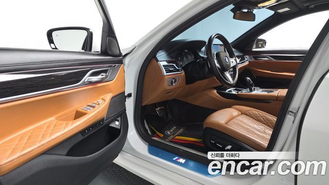 BMW 7 Series (G11) 730Ld xDrive M Sport 2021 — фото 10