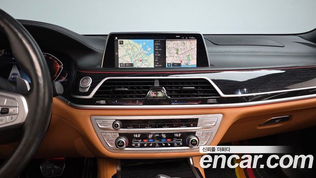 BMW 7 Series (G11) 730Ld xDrive M Sport 2021 — фото 14