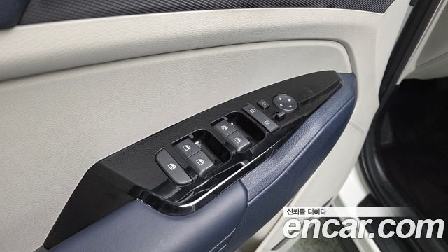 Kia Sportage (V) Gasoline 1.6 Turbo 2WD Nobleless Gravity 2022 — фото 19