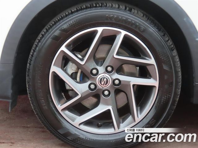 KG Mobility (SsangYong) Very New Tivoli Gasoline 1.5 2WD V3 2021 — фото 24