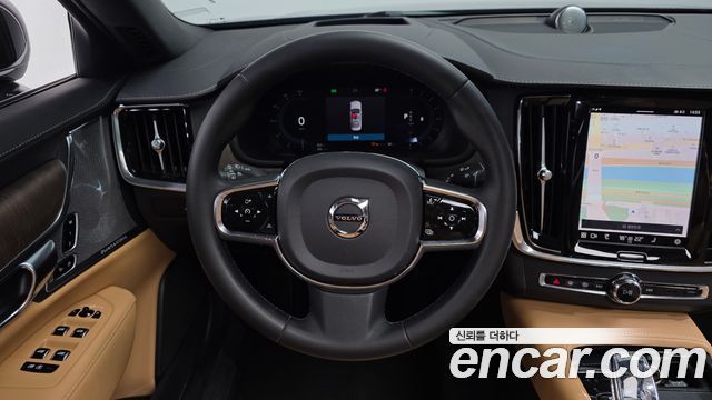 Volvo S90 B5 Ultimate Bright 2023 — фото 13