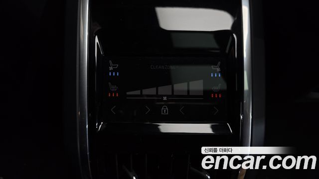 Volvo S90 B5 Ultimate Bright 2023 — фото 18