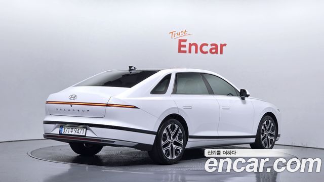 Hyundai Grandeur (GN7) 2,5 Gasoline 2WD Premium 2023 — фото 2