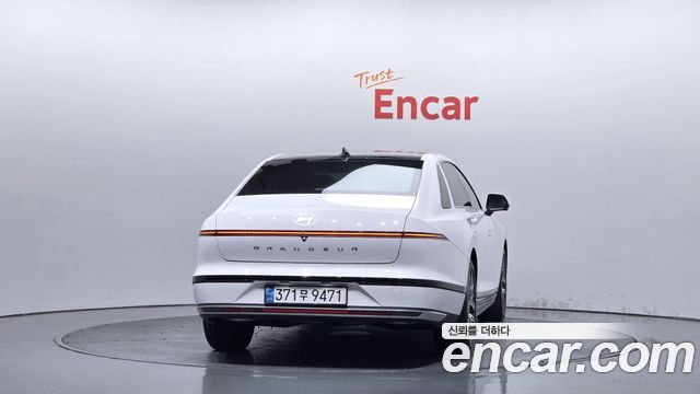 Hyundai Grandeur (GN7) 2,5 Gasoline 2WD Premium 2023 — фото 4