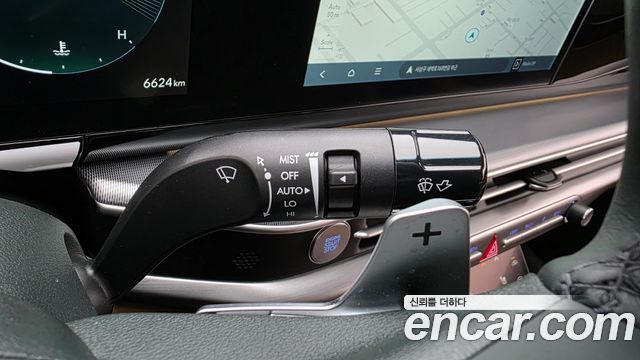 Hyundai Grandeur (GN7) 2,5 Gasoline 2WD Premium 2023 — фото 27