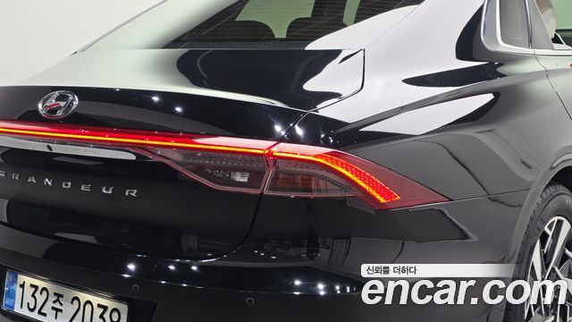 Hyundai Grandeur Hybrid (IG) Le Blanc 2023 — фото 23