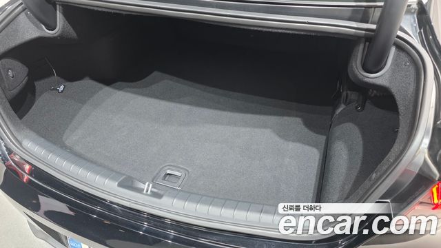 Hyundai Grandeur Hybrid (IG) Le Blanc 2023 — фото 33