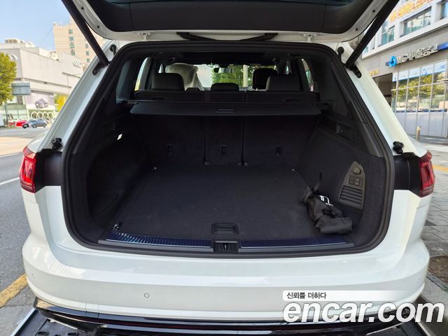 Volkswagen Touareg (III) 3.0 TDI R-Line 2027 — фото 7