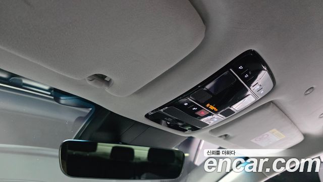 Hyundai Grandeur (GN7) 2,5 Gasoline 2WD Calligraphy 2023 — фото 18