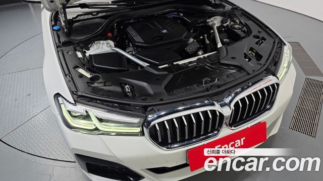 BMW 5 Series (G30) 523d xDrive M Sport 2021 — фото 6