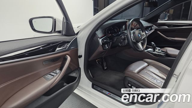 BMW 5 Series (G30) 523d xDrive M Sport 2021 — фото 10