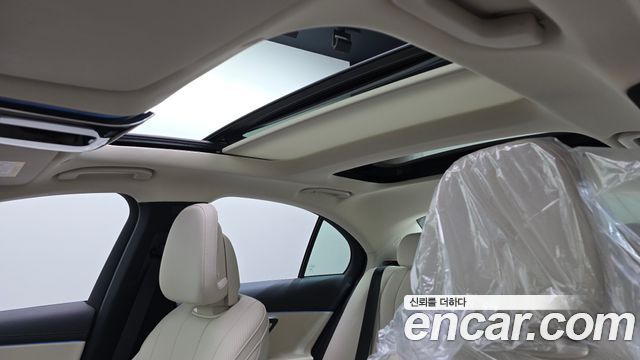 Mercedes-Benz E-Class (W214) E200 Avantgarde 2025 — фото 16