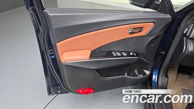KG Mobility (SsangYong) Tivoli Armor Gear Plus 2WD 2019 — фото 24