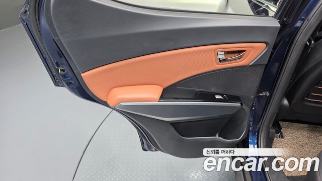KG Mobility (SsangYong) Tivoli Armor Gear Plus 2WD 2019 — фото 25
