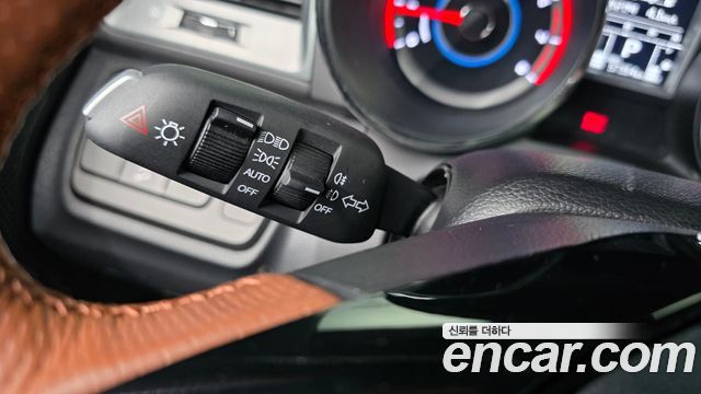 KG Mobility (SsangYong) Tivoli Armor Gear Plus 2WD 2019 — фото 30