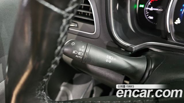 Renault Korea QM6 2.0 LPe LE 2WD 2021 — фото 27