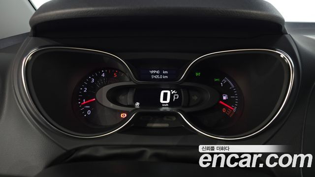 Renault Korea QM3 RE 2018 — фото 8