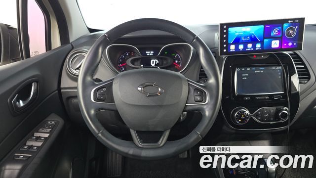 Renault Korea QM3 RE 2018 — фото 13
