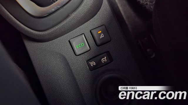 Renault Korea QM3 RE 2018 — фото 17